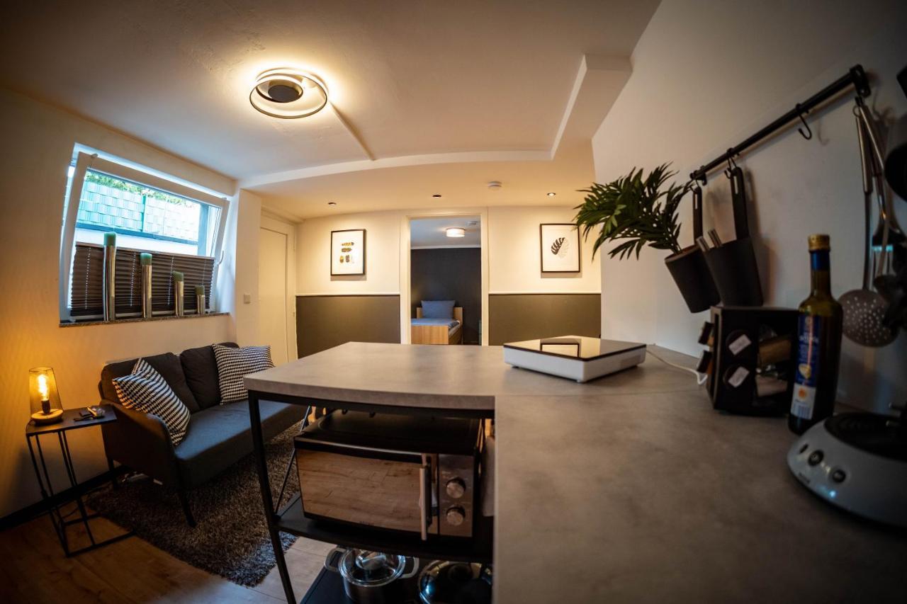 Gemuetliche 2-Zimmer Souterrain Wohnung Ντίσελντορφ Εξωτερικό φωτογραφία