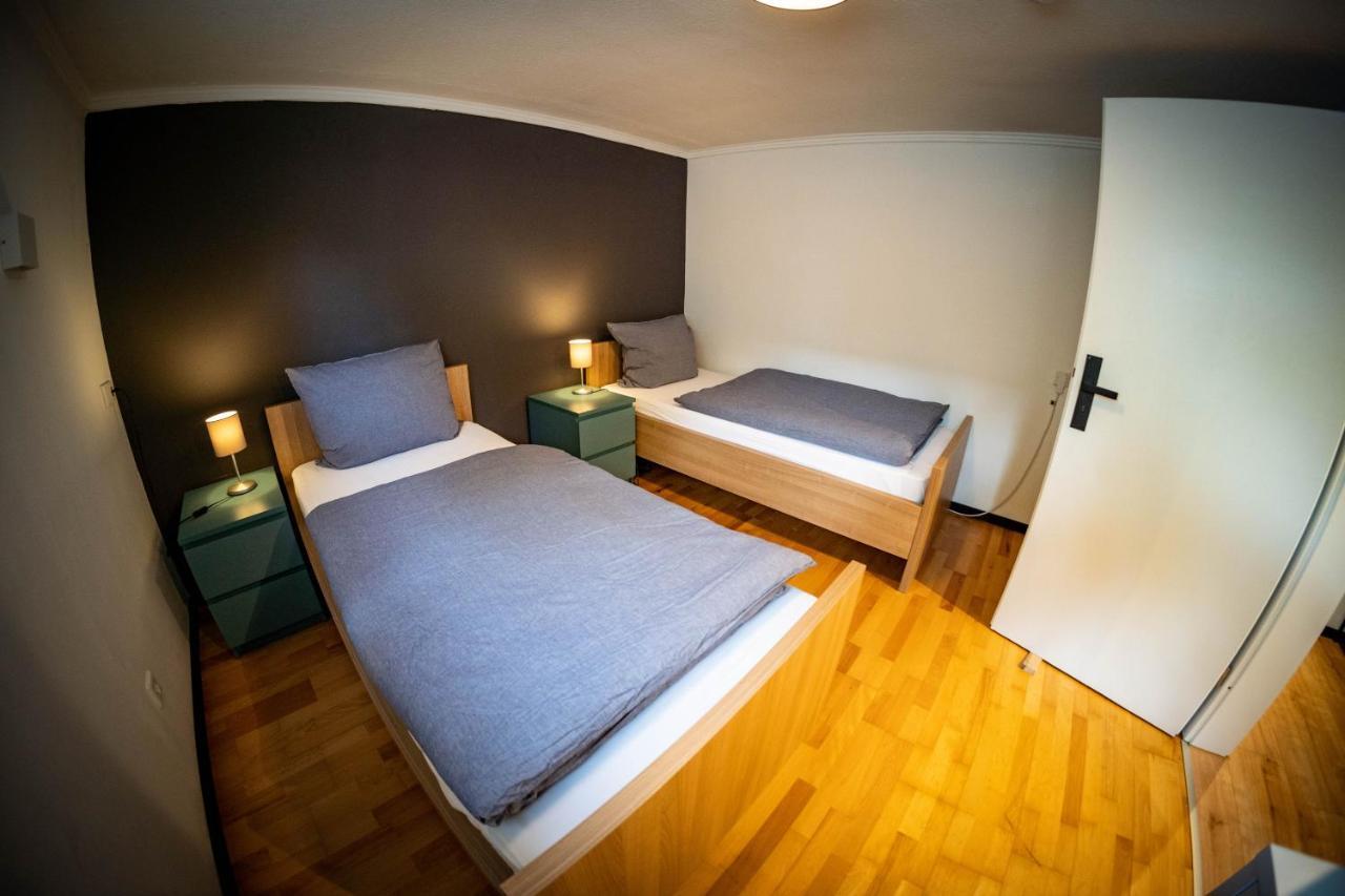 Gemuetliche 2-Zimmer Souterrain Wohnung Ντίσελντορφ Εξωτερικό φωτογραφία